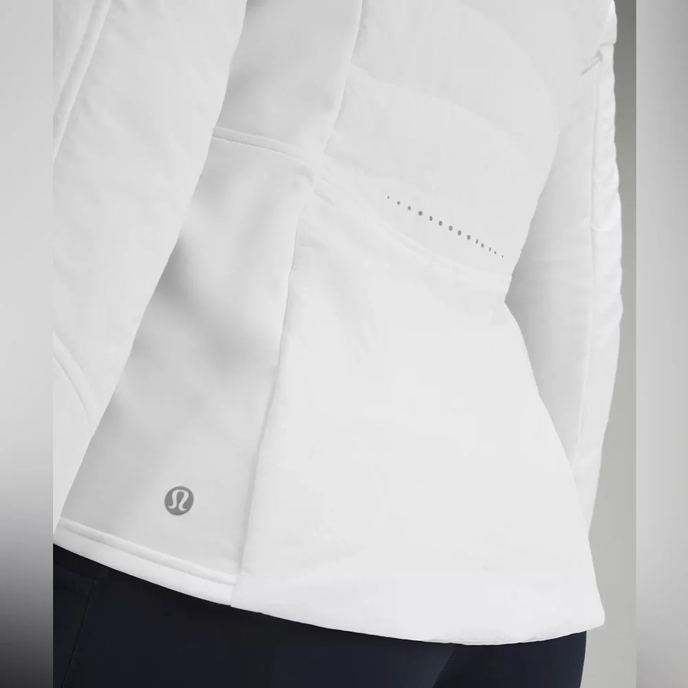 Lululemon Another Mile Puffer Hooded Jacket White Size 4 NWT